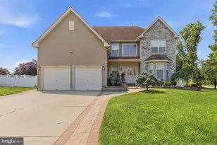 537 Riggs Ave, Berlin, NJ 08009 - Photo 1