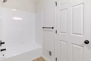 402 Emerson Ct, Clementon, NJ 08021 - Photo 18