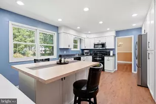 17 Briarwood Dr, Voorhees, NJ 08043 - Photo 12