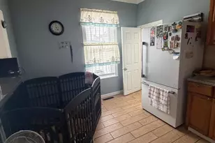 52 N 28th St, Camden, NJ 08105 - Photo 12
