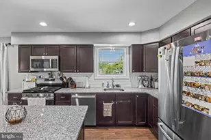 86 Deer Park Cir, Gloucester Township, NJ 08012 - Photo 6