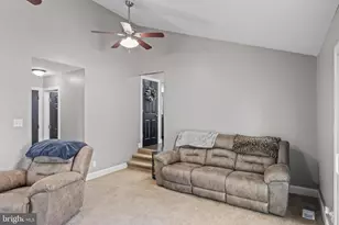 86 Deer Park Cir, Gloucester Township, NJ 08012 - Photo 12