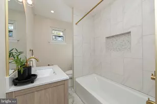 60 N Oakland Ave, Runnemede, NJ 08078 - Photo 8