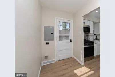 60 N Oakland Avenue, Runnemede, NJ 08078 - Photo 8