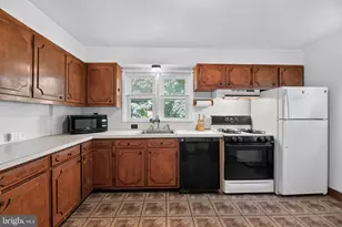 806 Highland Ave, Gloucester Township, NJ 08029 - Photo 10