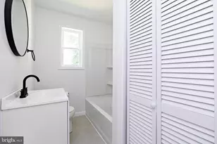 425 Holly Ave, Gloucester City, NJ 08030 - Photo 14