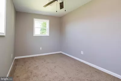 425 Holly Avenue, Gloucester City, NJ 08030 - Photo 28