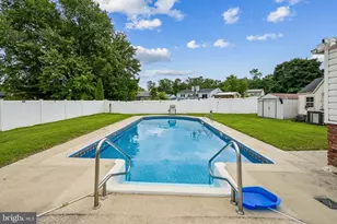 3 Grant Dr, Clementon, NJ 08021 - Photo 4