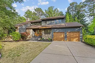 1 Bronwood Dr, Voorhees, NJ 08043 - Photo 2