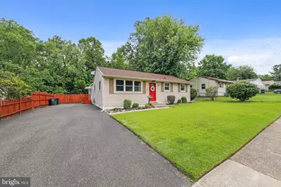 745 Aston Martin Drive, Lindenwold, NJ 08021 - Photo 2