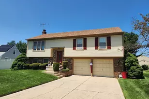8205 Corbett Rd, Pennsauken, NJ 08109 - Photo 1