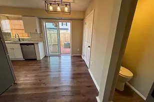 17 Lennox Ct, Sicklerville, NJ 08081 - Photo 2