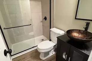 17 Lennox Ct, Sicklerville, NJ 08081 - Photo 6