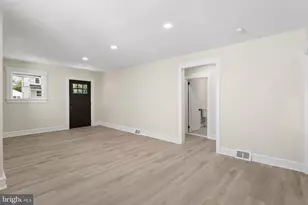 2249 39th St, Pennsauken, NJ 08110 - Photo 2
