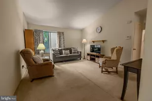 84 Eastmont Ln, Sicklerville, NJ 08081 - Photo 2