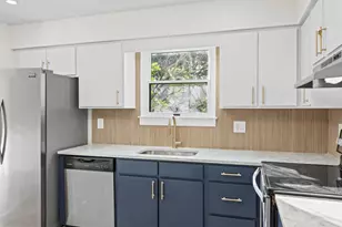 17 Briarcreek Dr, Voorhees, NJ 08043 - Photo 12