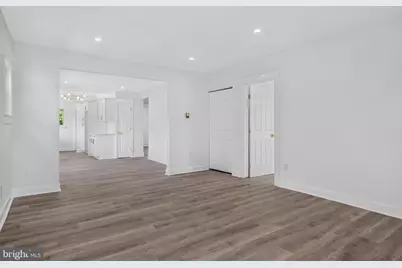 319 Laurel Avenue, Oaklyn, NJ 08107 - Photo 4