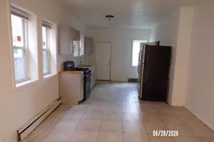 1102 Collings Rd, Camden, NJ 08104 - Photo 4