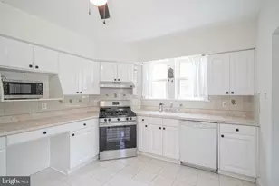 158 Wyoming Ave, Audubon, NJ 08106 - Photo 10