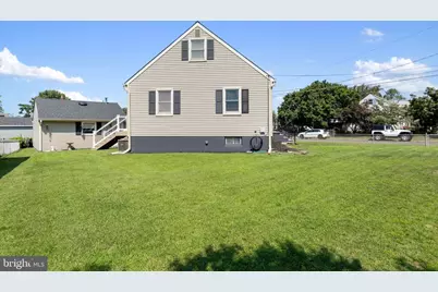 300 Mercer Avenue, Bellmawr, NJ 08031 - Photo 6