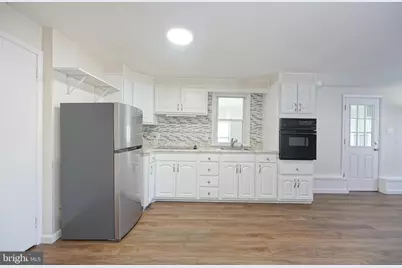 136 N Read Avenue #B, Runnemede, NJ 08078 - Photo 8
