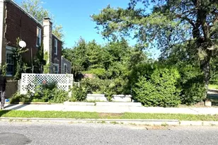 2152 S 10th St, Camden, NJ 08104 - Photo 2