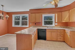 1 Chateau Dr, Cherry Hill, NJ 08003 - Photo 34