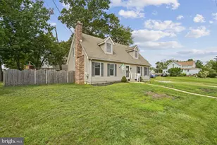 215 McClellan Ave, Berlin, NJ 08091 - Photo 2