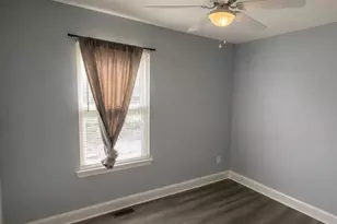 19 Lamont Ct, Sicklerville, NJ 08081 - Photo 14