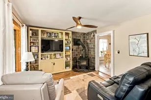 15 Eagle Ct, Sicklerville, NJ 08081 - Photo 4