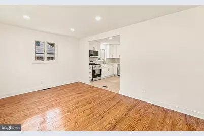 112 Cressmont Avenue, Gloucester Township, NJ 08012 - Photo 8