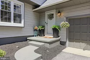 10 Beacon Pl, Voorhees, NJ 08043 - Photo 4