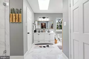 10 Beacon Pl, Voorhees, NJ 08043 - Photo 30