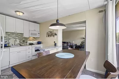 526 Playa Del Sol, Cherry Hill, NJ 08002 - Photo 2