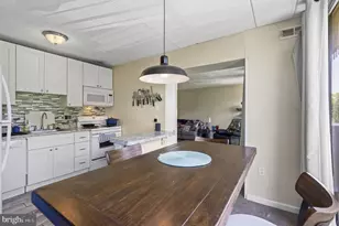 526 Playa Del Sol, Cherry Hill, NJ 08002 - Photo 2