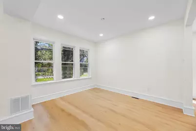 302 W Washington Avenue, Magnolia, NJ 08049 - Photo 14