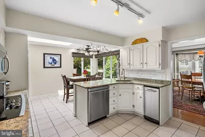 505 W Crystal Lake Avenue, Haddon Township, NJ 08033 - Photo 8