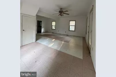 79 W 2nd Avenue, Pine Hill, NJ 08021 - Photo 10