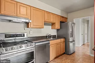111 Chestnut Pl, Cherry Hill, NJ 08002 - Photo 8