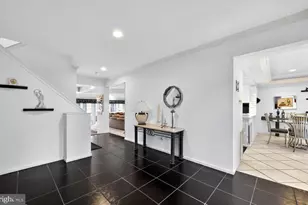 203 Sunshine Lakes Dr, Voorhees, NJ 08043 - Photo 10