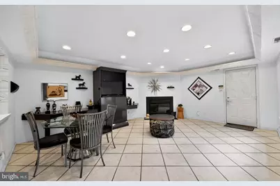 203 Sunshine Lakes Drive, Voorhees, NJ 08043 - Photo 10