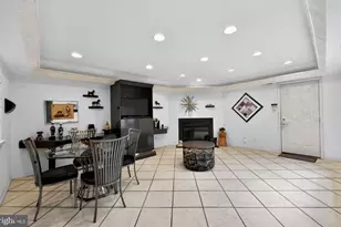 203 Sunshine Lakes Dr, Voorhees, NJ 08043 - Photo 10