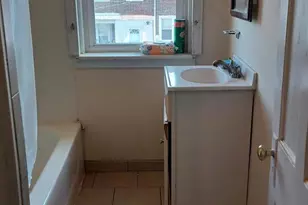 2946 Kansas Rd, Camden, NJ 08104 - Photo 10