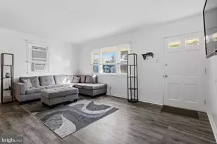 346 9th Ave, Lindenwold, NJ 08021 - Photo 6