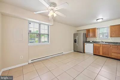 44 Hampshire Road, Sicklerville, NJ 08081 - Photo 4
