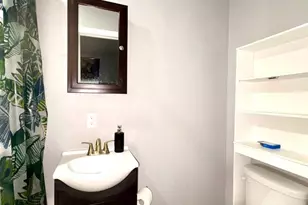 685 Jefferson St, Camden, NJ 08104 - Photo 8