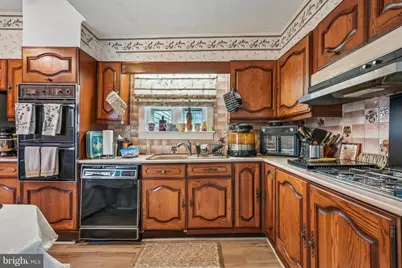 141 S 27th Street, Camden, NJ 08105 - Photo 10