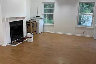 1806 Huntingdon Mews, Clementon, NJ 08021 - Photo 2