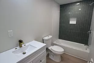 568 Pfeiffer St, Camden, NJ 08103 - Photo 12