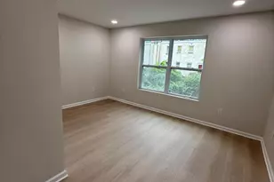568 Pfeiffer St, Camden, NJ 08103 - Photo 8